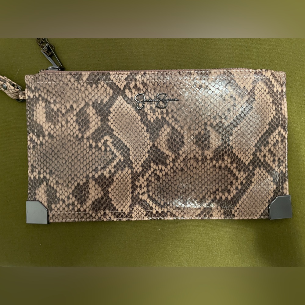 Jessica Simpson wristlet